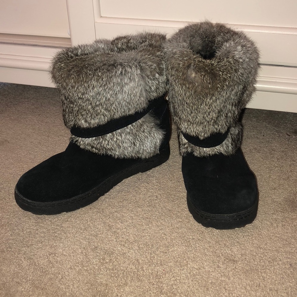 authentic fur bearpaw suede boots